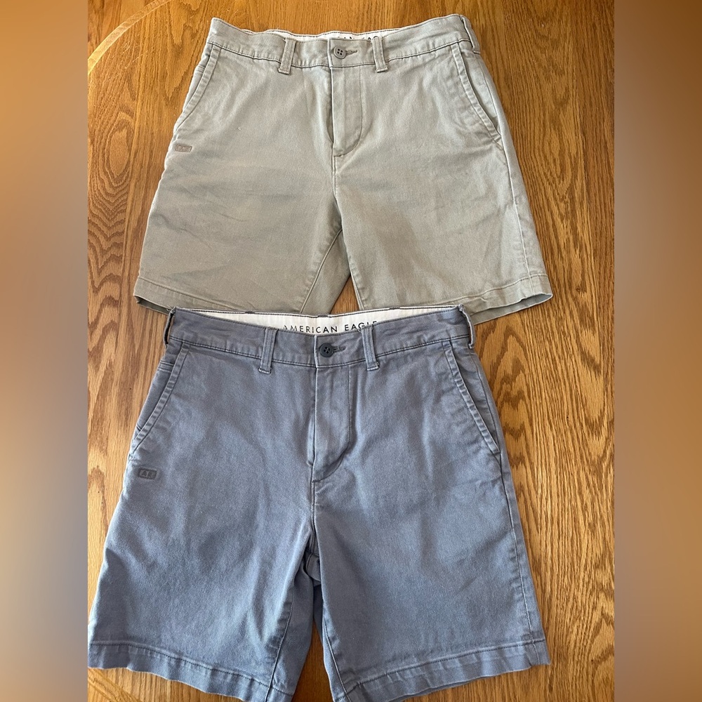 AMERICAN EAGLE Men's Sz 28 Workwear Slim Khaki / Grey Flat Front Shorts 7.5” In